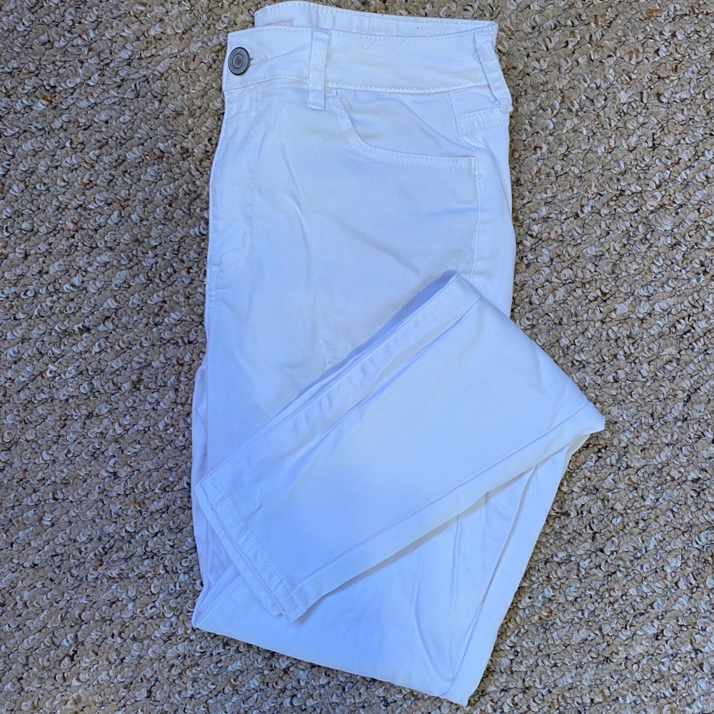 White skinny jeans